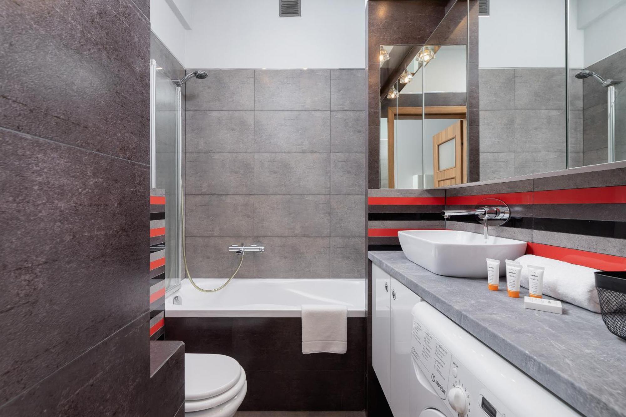 Lagiewniki Sanctuary One Bedroom By Renters Leilighet Krasków